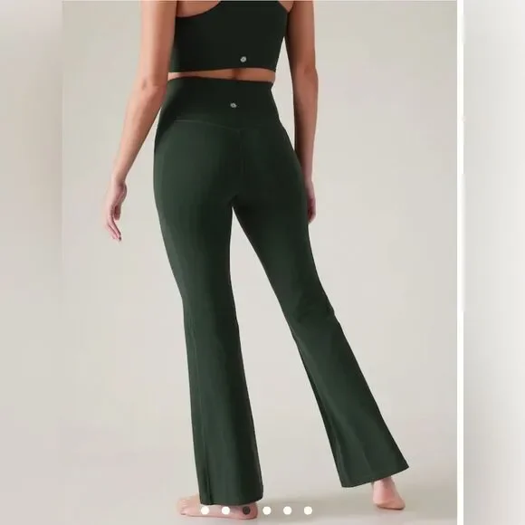 Athleta Salutation Stash High Rise Flare Pants | Seaweed Snack M Tall #465607