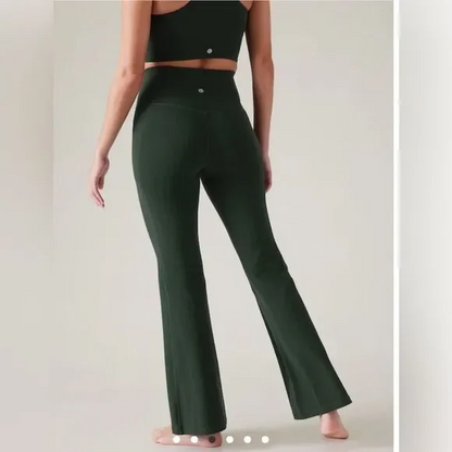 Athleta Salutation Stash High Rise Flare Pants | Seaweed Snack M Tall #465607